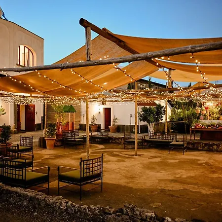 & Winery Bosco De Medici 4* Pompeia