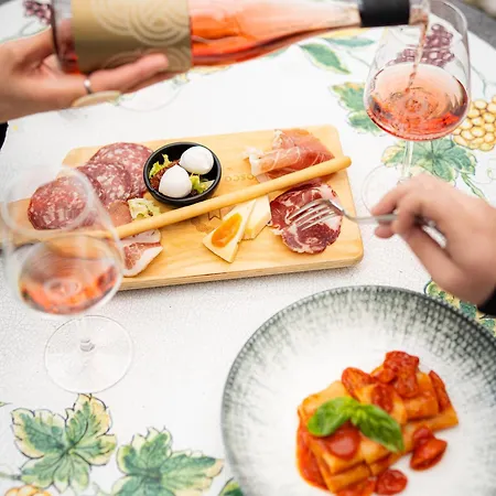 Resort & Winery Bosco De Medici 4* Pompei