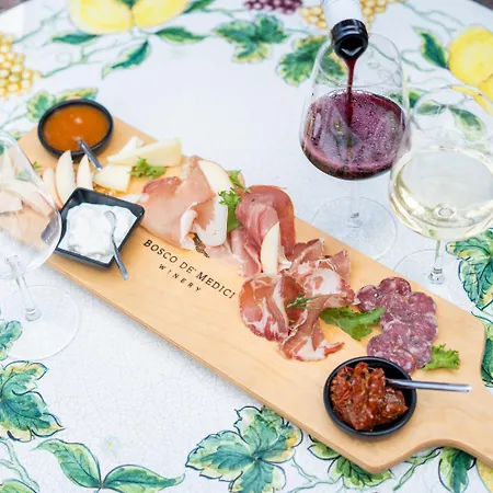 Resort & Winery Bosco De Medici Hotel 4*