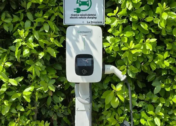 & Winery Bosco De Medici 4* بومبيي